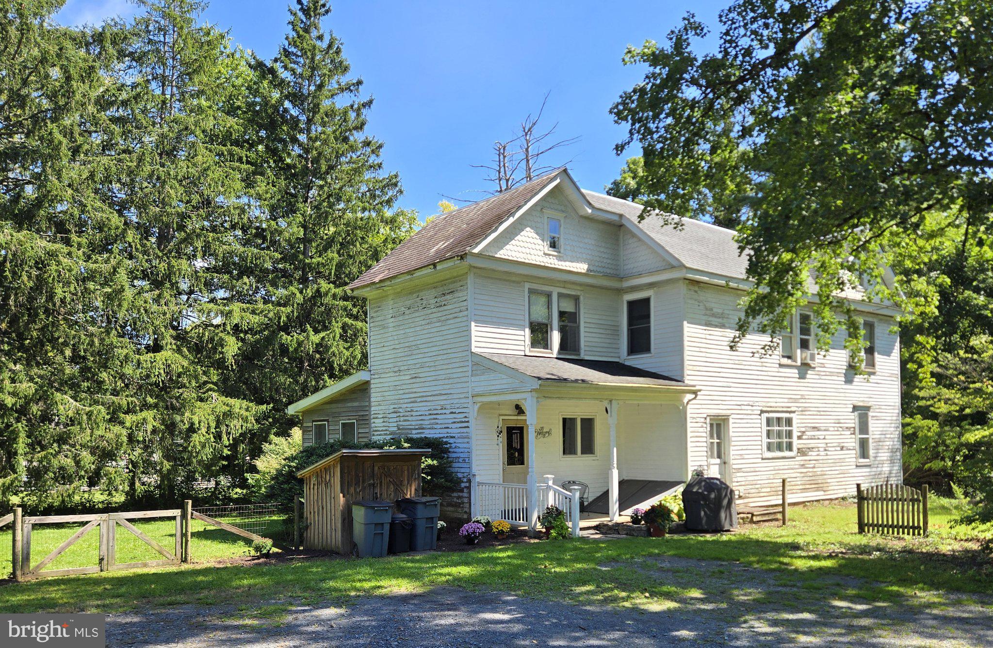 105 BROWNS DRIVE