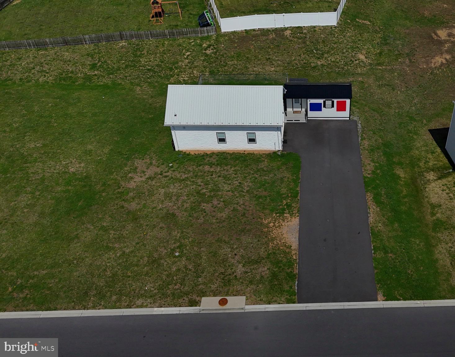 111 KISKADEE DRIVE