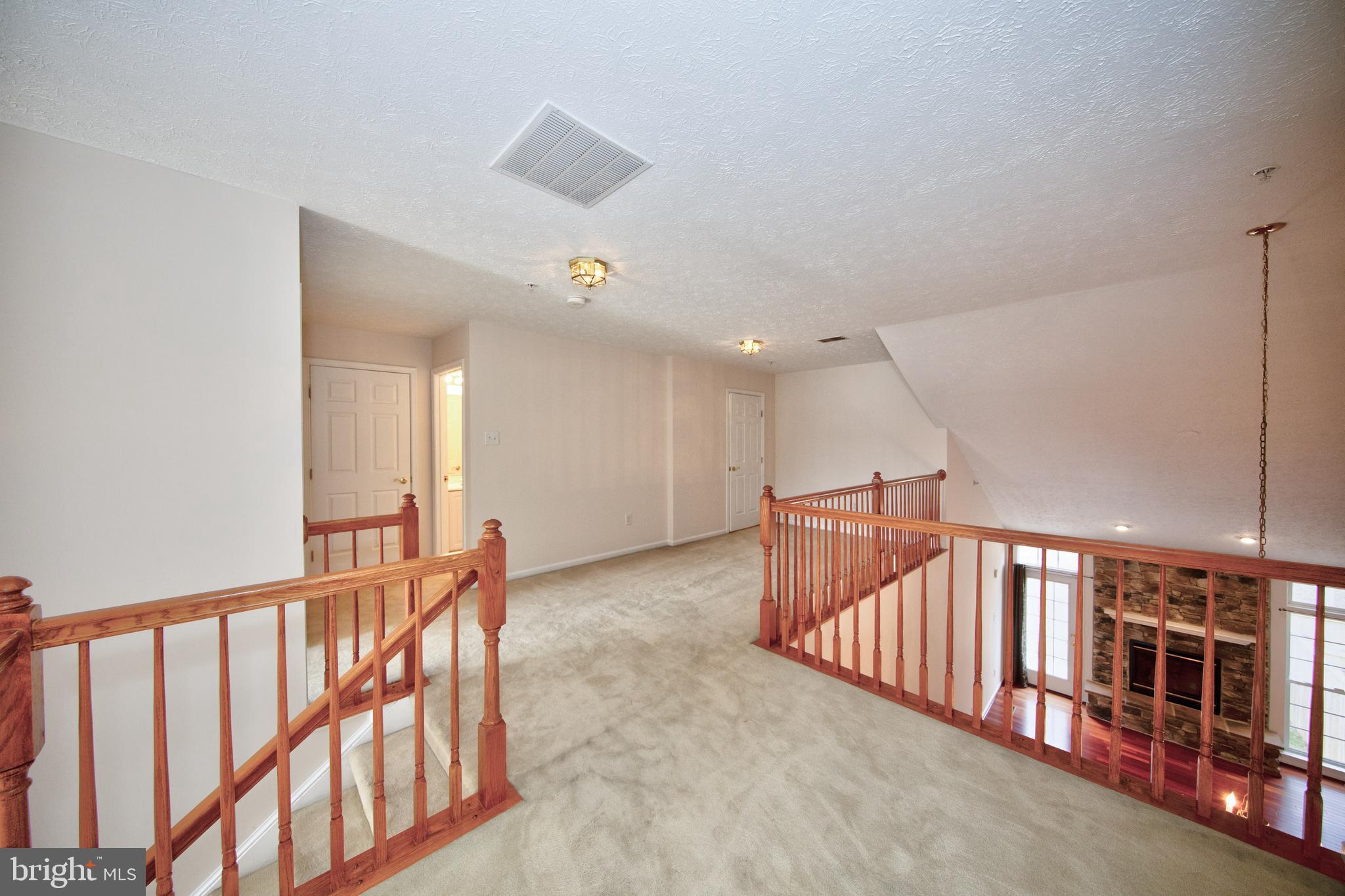 THE VILLAS AT HOLLYWOODS - Residential Lease