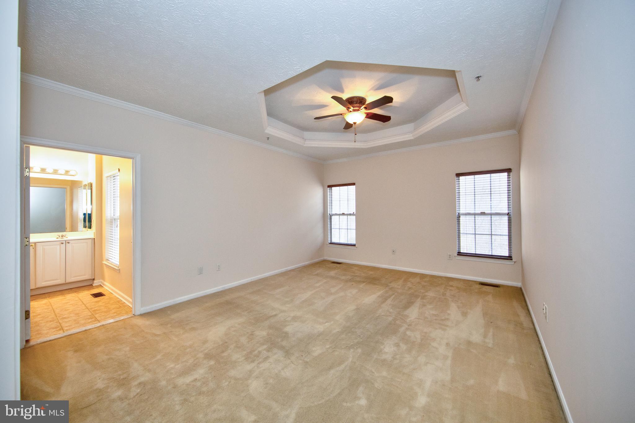 THE VILLAS AT HOLLYWOODS - Residential Lease