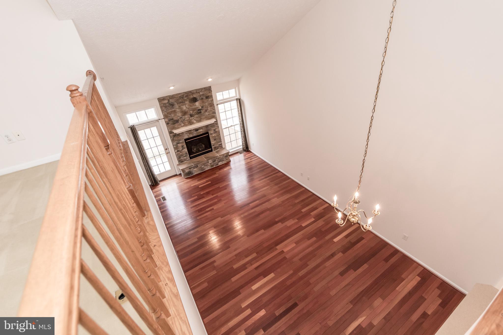 THE VILLAS AT HOLLYWOODS - Residential Lease