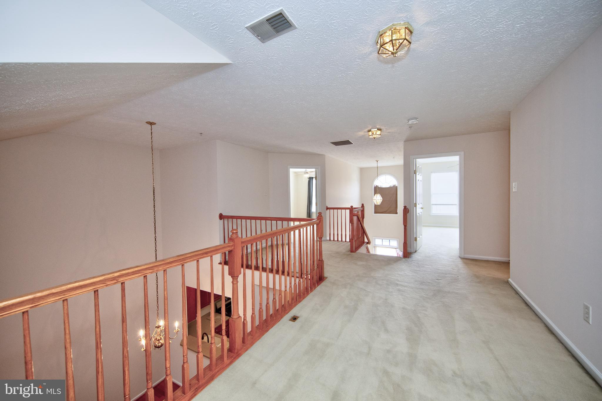 THE VILLAS AT HOLLYWOODS - Residential Lease