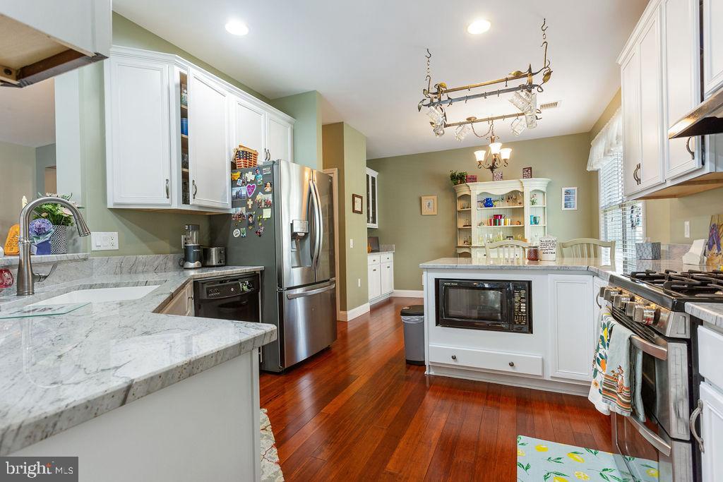 TRADITIONS OF AMERICA AT SILVER SPRING - Residential