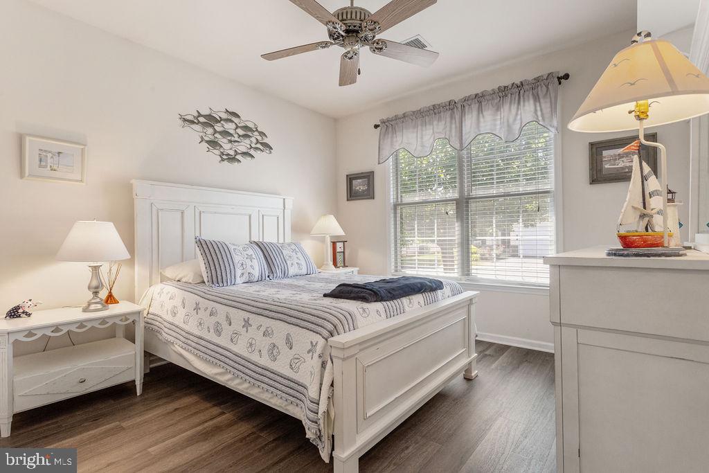 TRADITIONS OF AMERICA AT SILVER SPRING - Residential