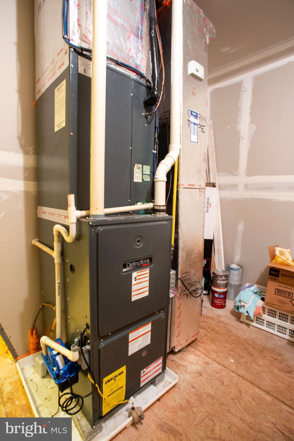 TRADITIONS OF AMERICA AT SILVER SPRING - Residential