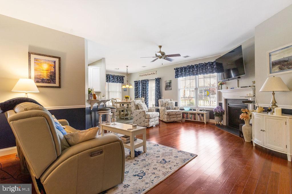 TRADITIONS OF AMERICA AT SILVER SPRING - Residential