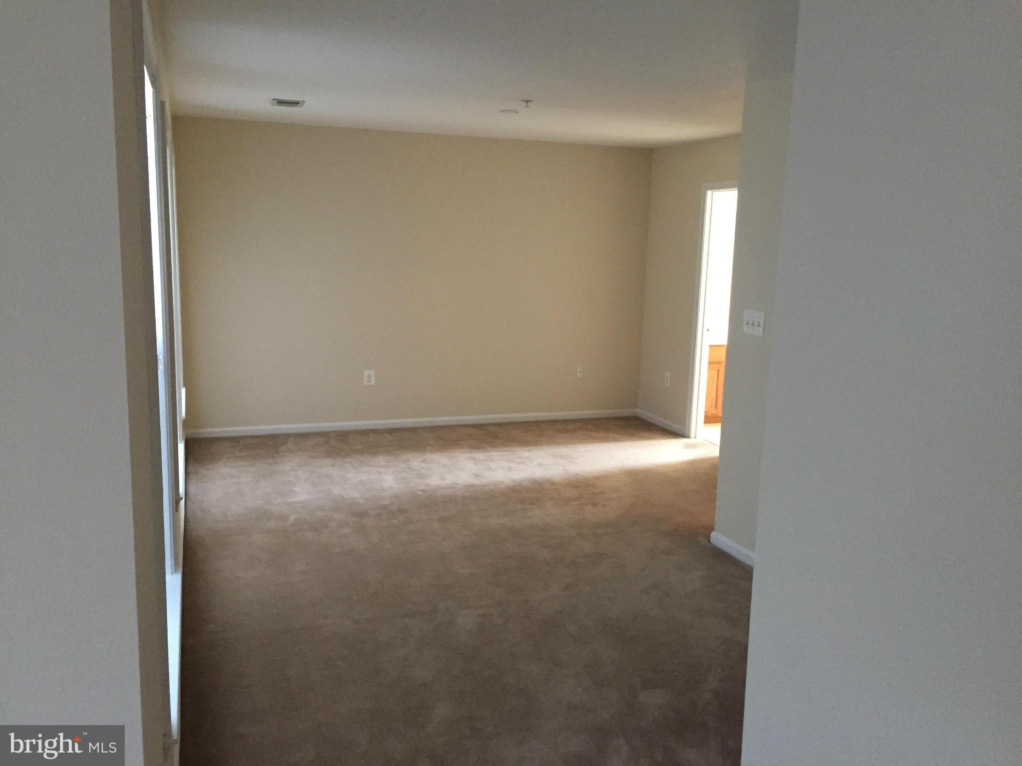 HAWTHORNE HILL - Residential