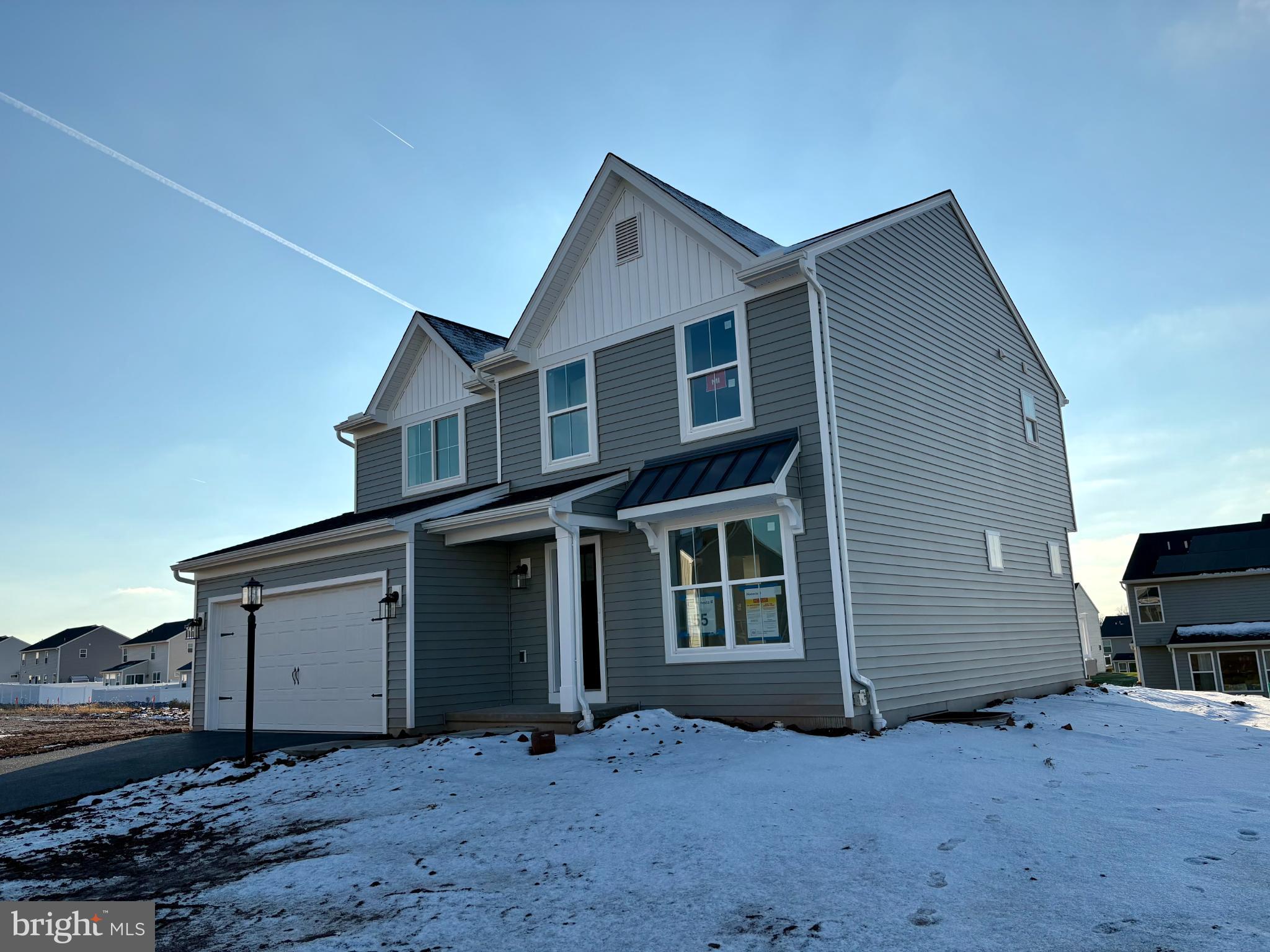 THE SEASONS - Residential