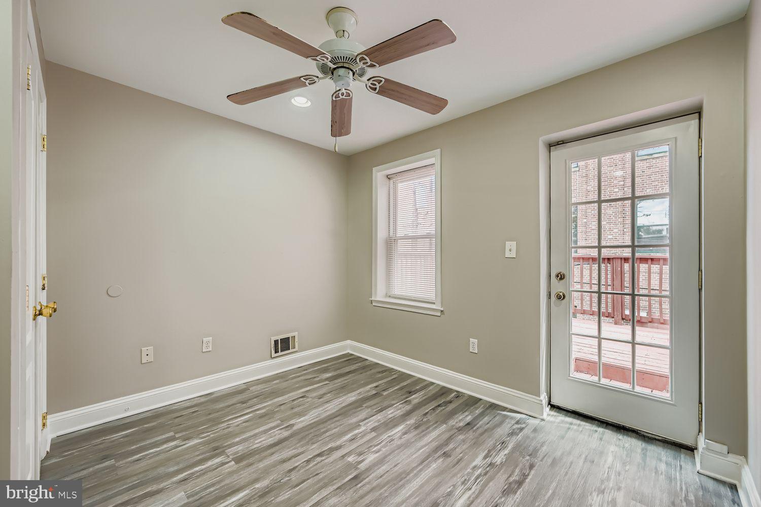 WASHINGTON VILLAGE - Residential Lease