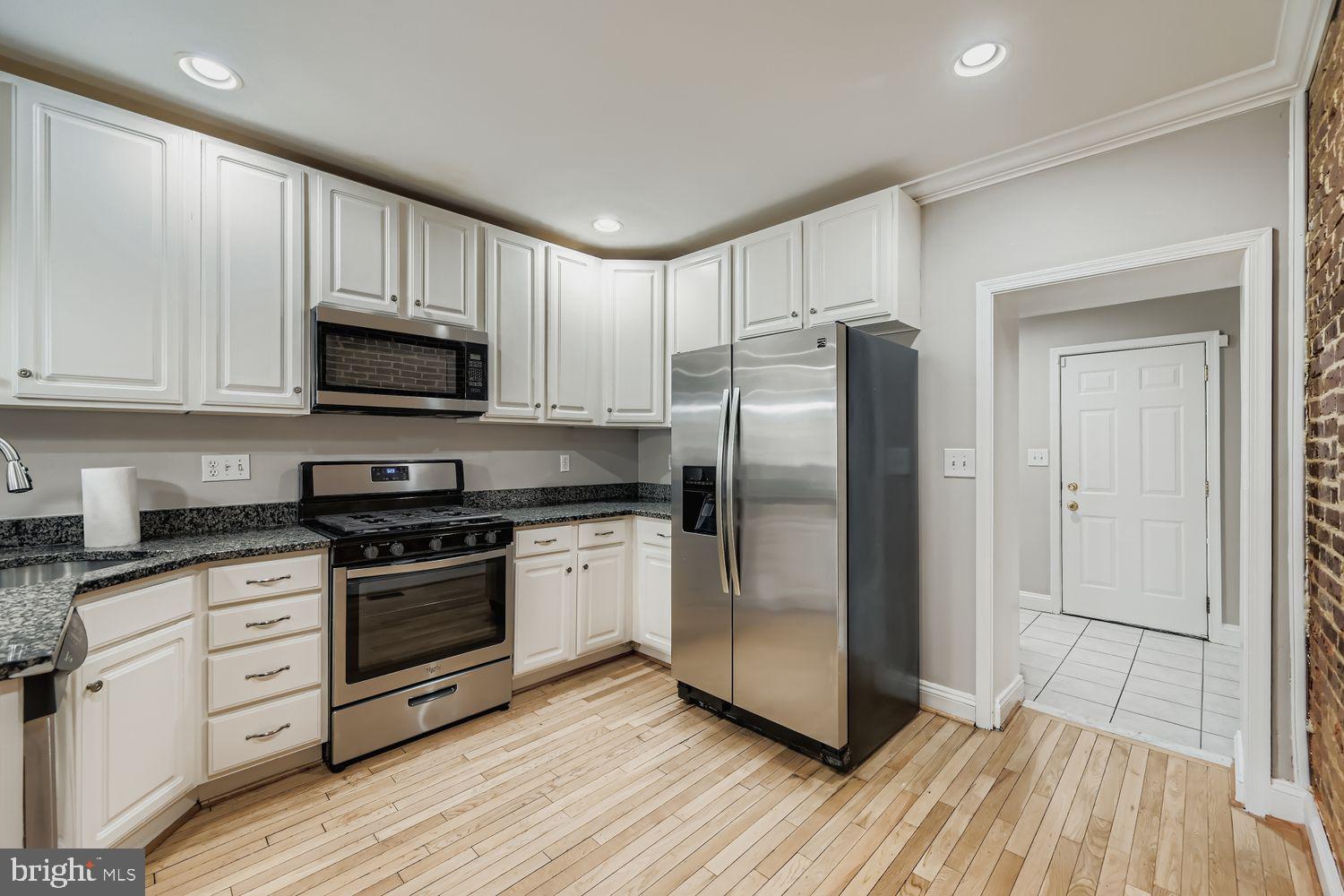 WASHINGTON VILLAGE - Residential Lease