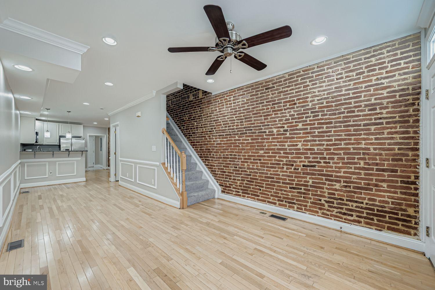 WASHINGTON VILLAGE - Residential Lease