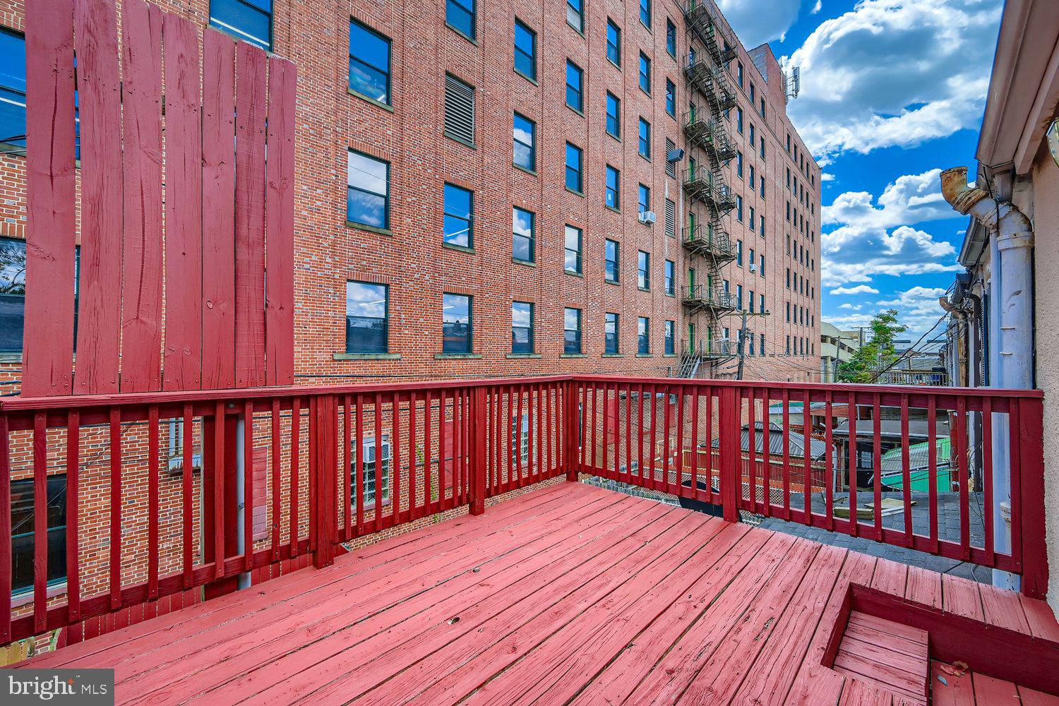 WASHINGTON VILLAGE - Residential Lease