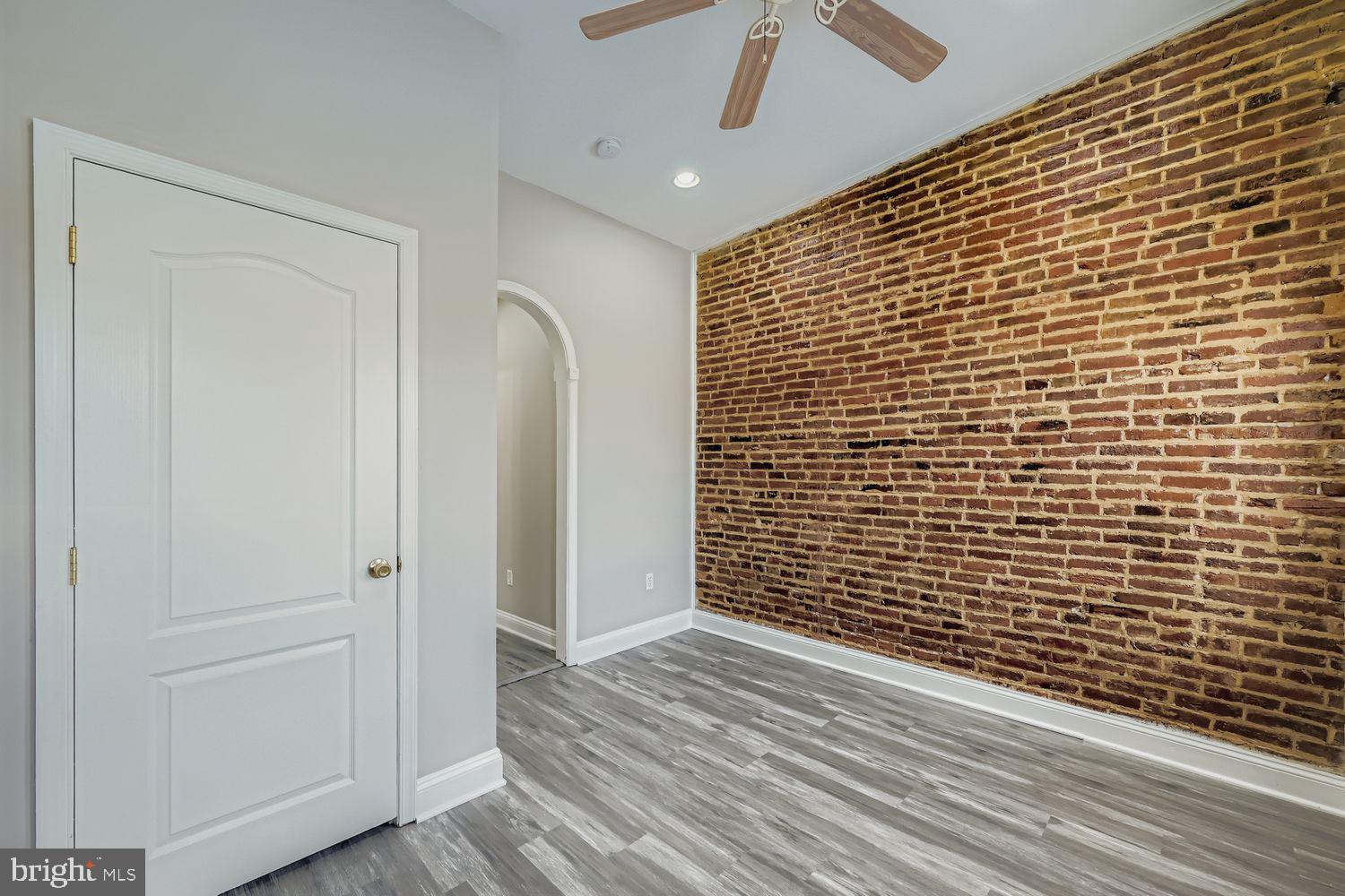 WASHINGTON VILLAGE - Residential Lease