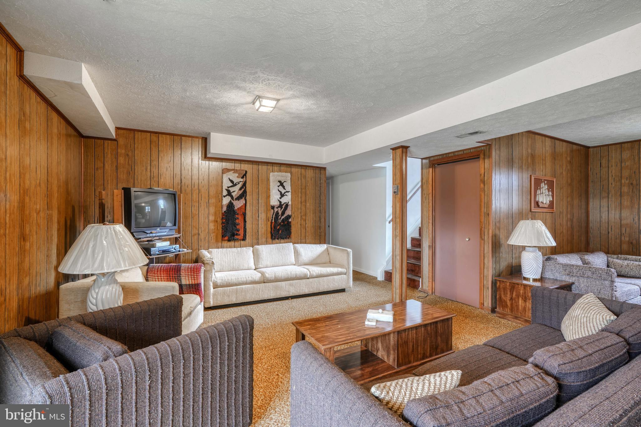 VALLEY HILLS - Residential