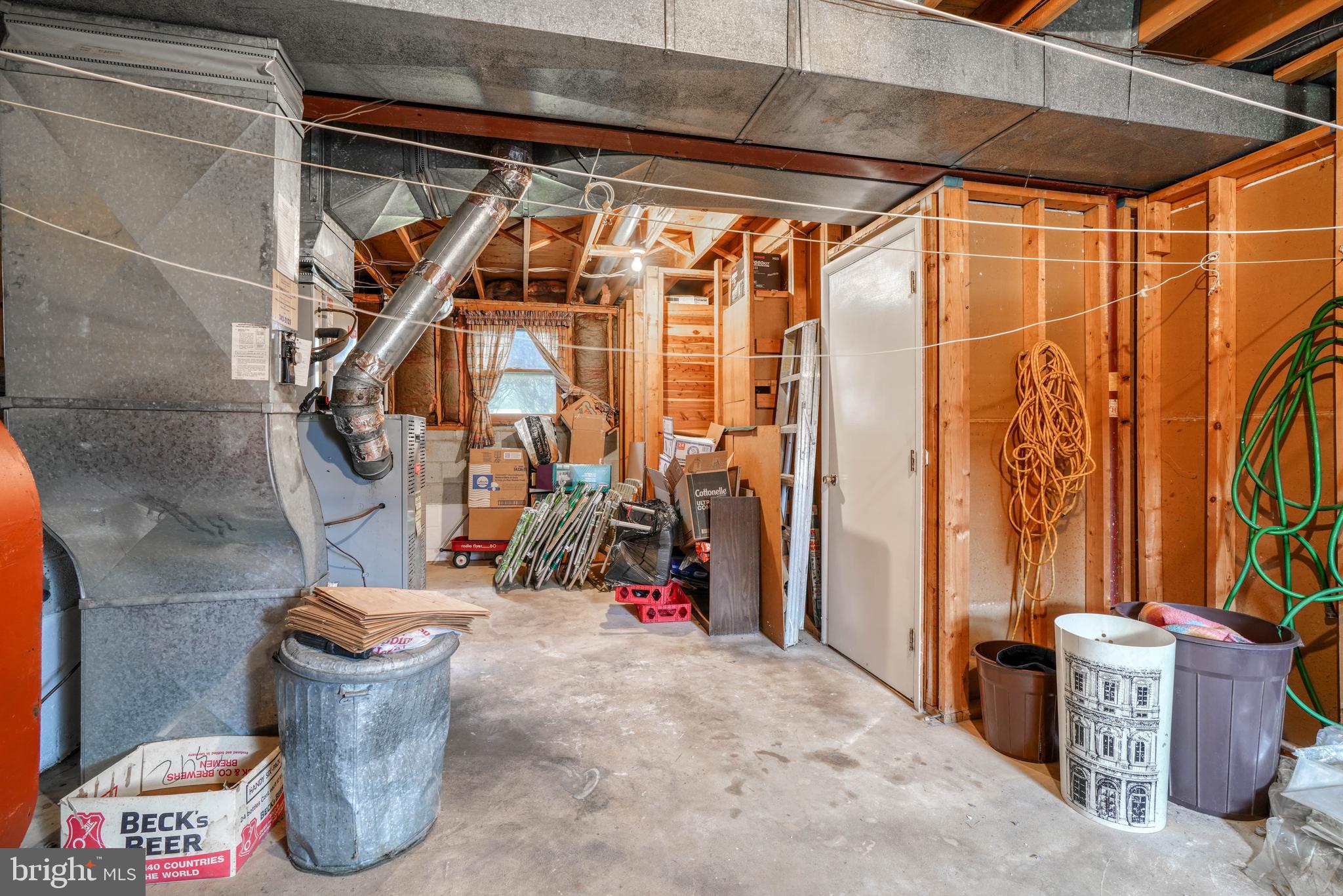 VALLEY HILLS - Residential