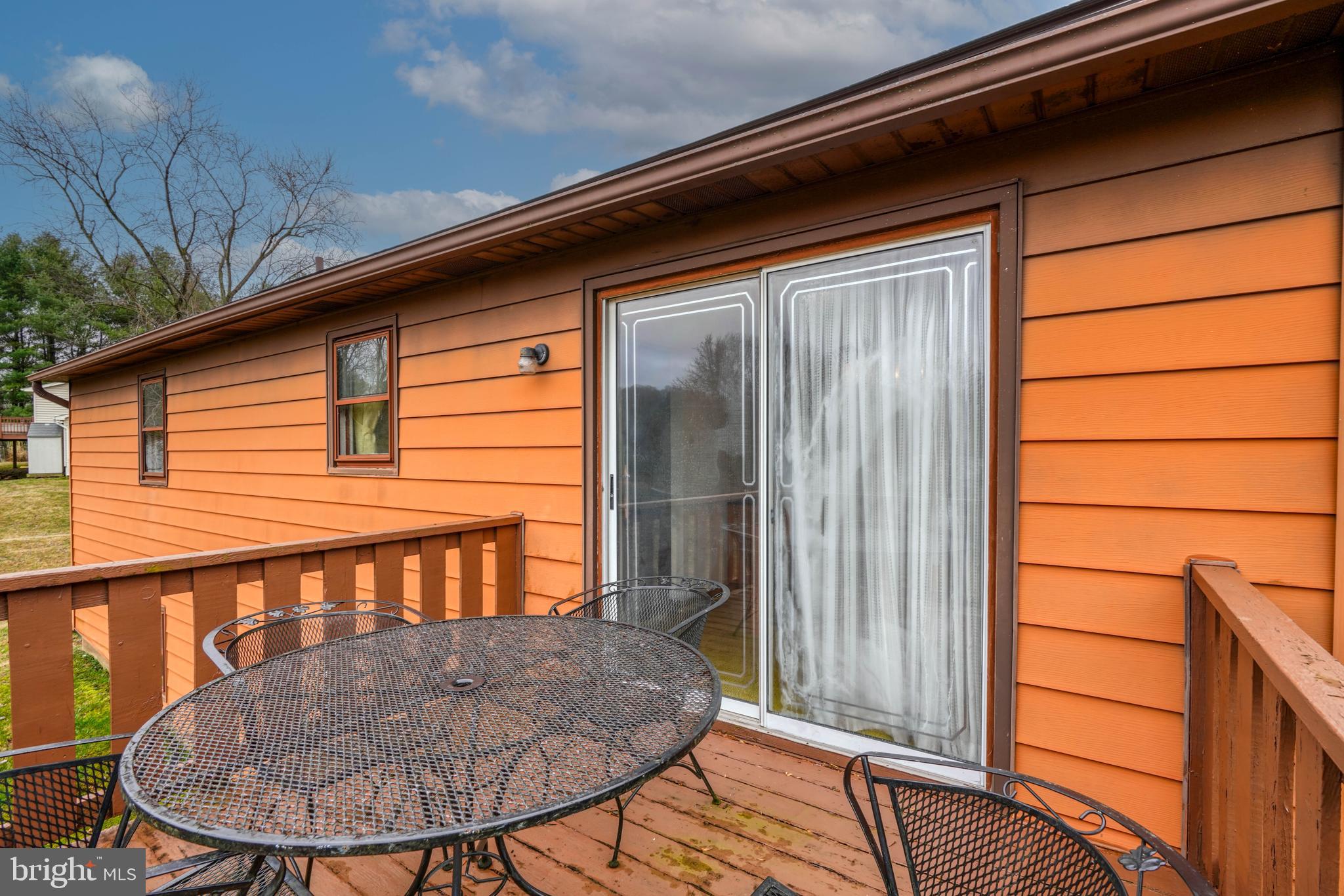 VALLEY HILLS - Residential