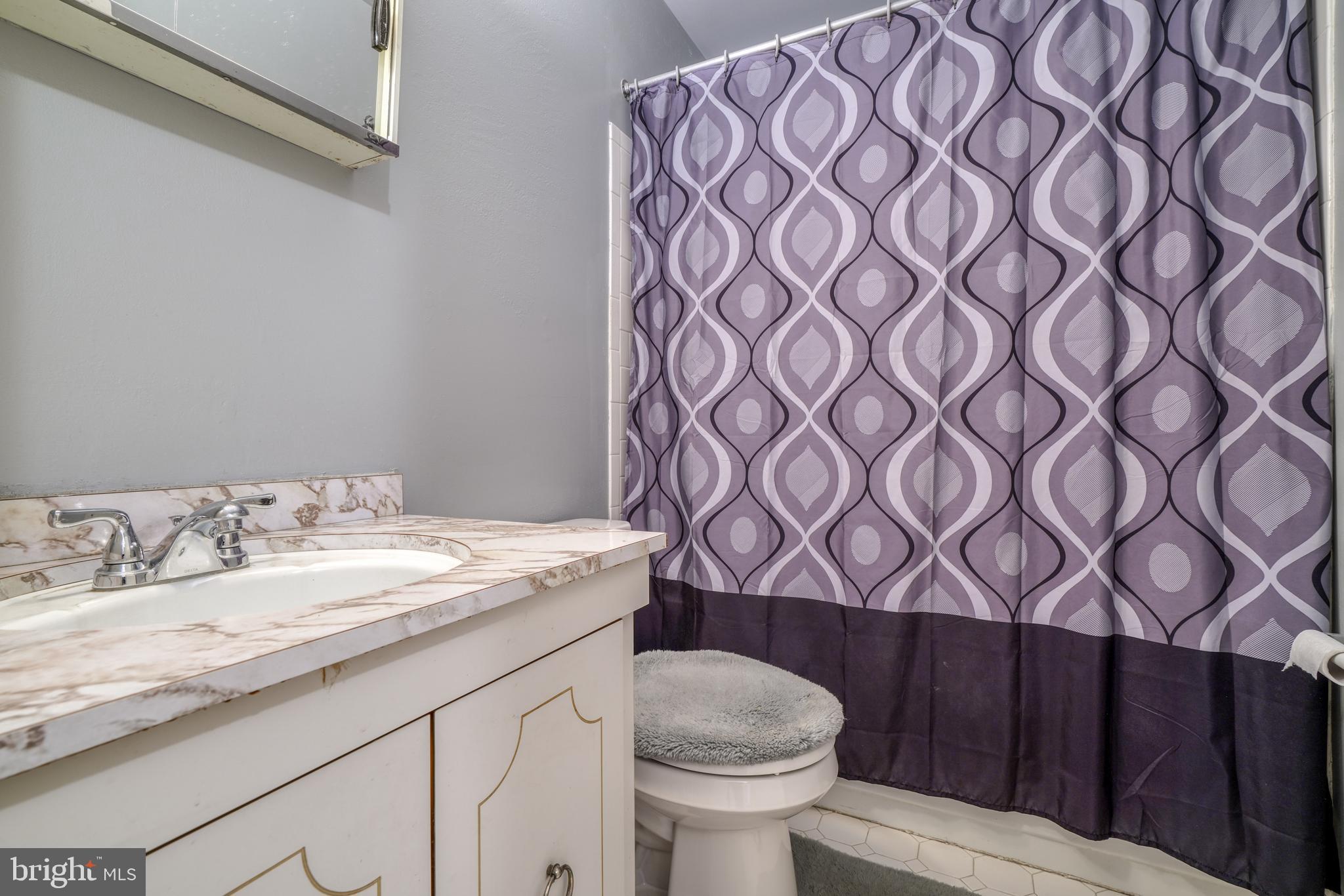 VALLEY HILLS - Residential