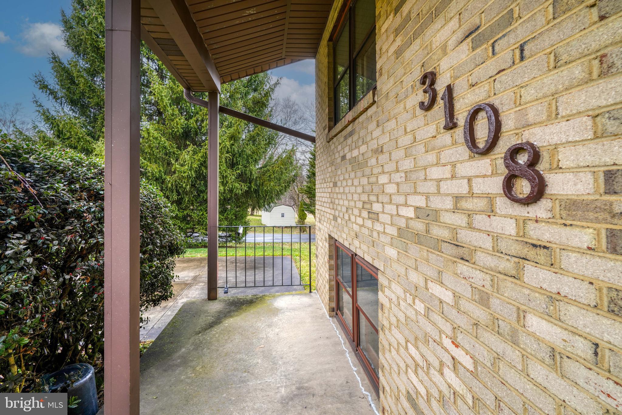 VALLEY HILLS - Residential