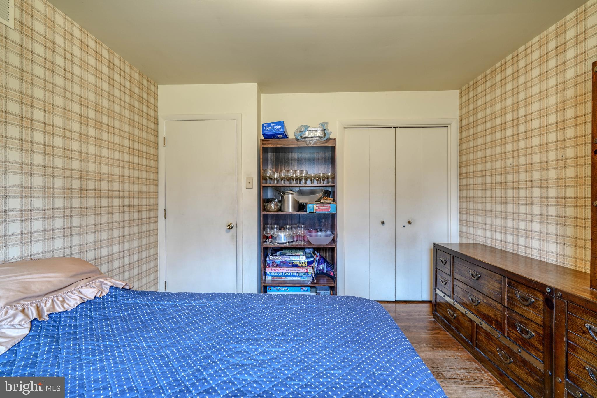 VALLEY HILLS - Residential