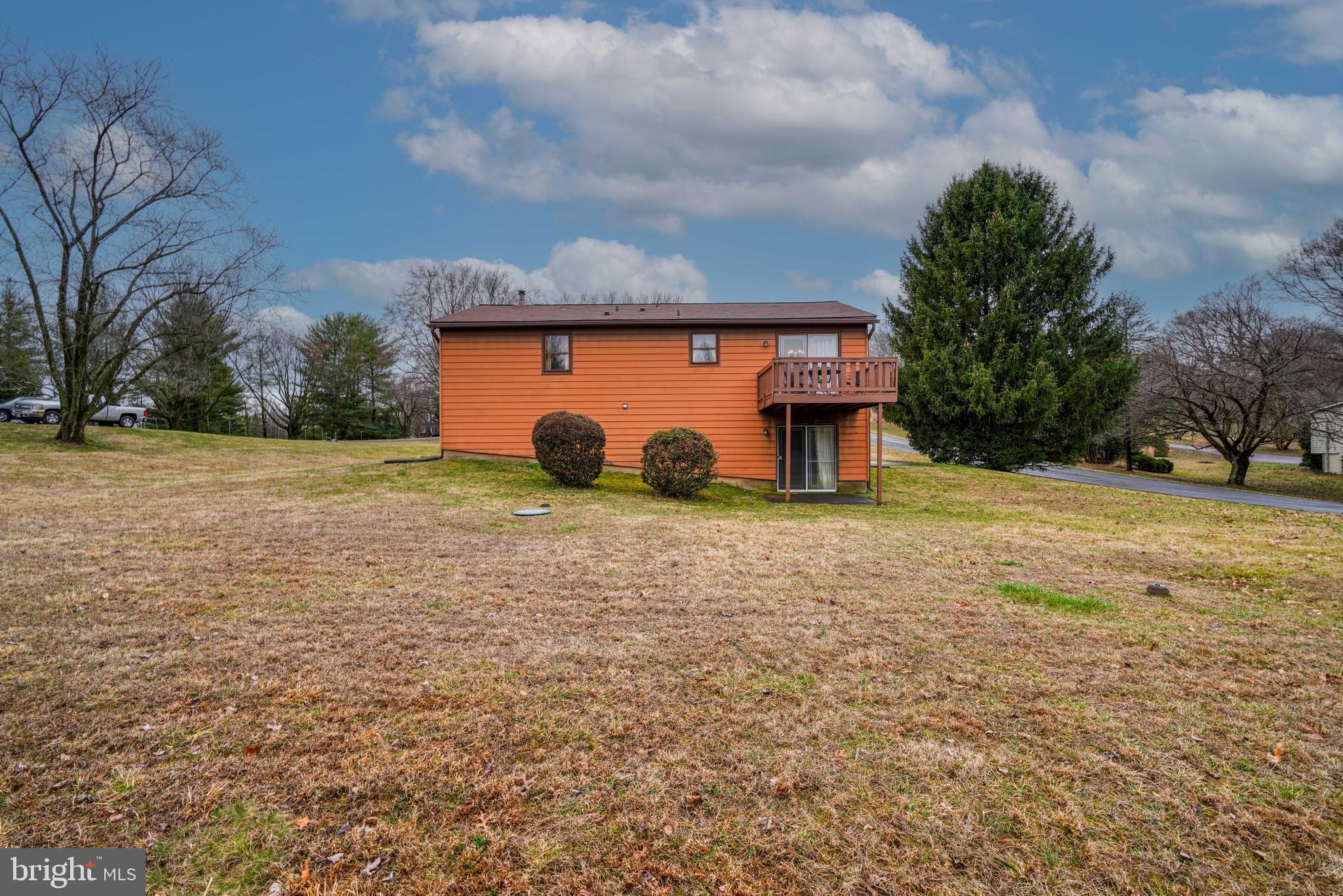 VALLEY HILLS - Residential