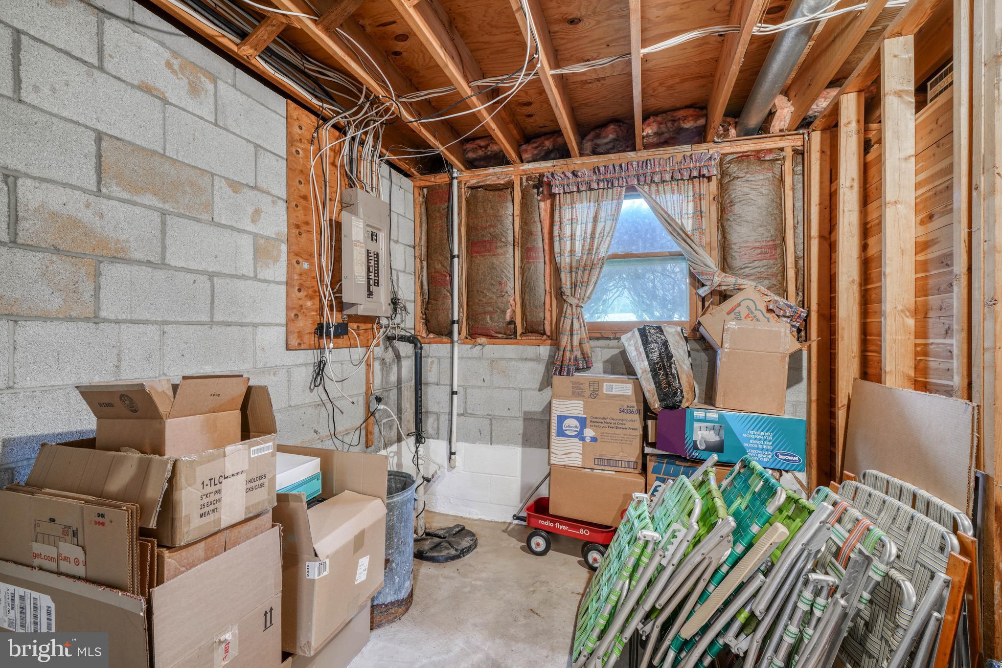 VALLEY HILLS - Residential