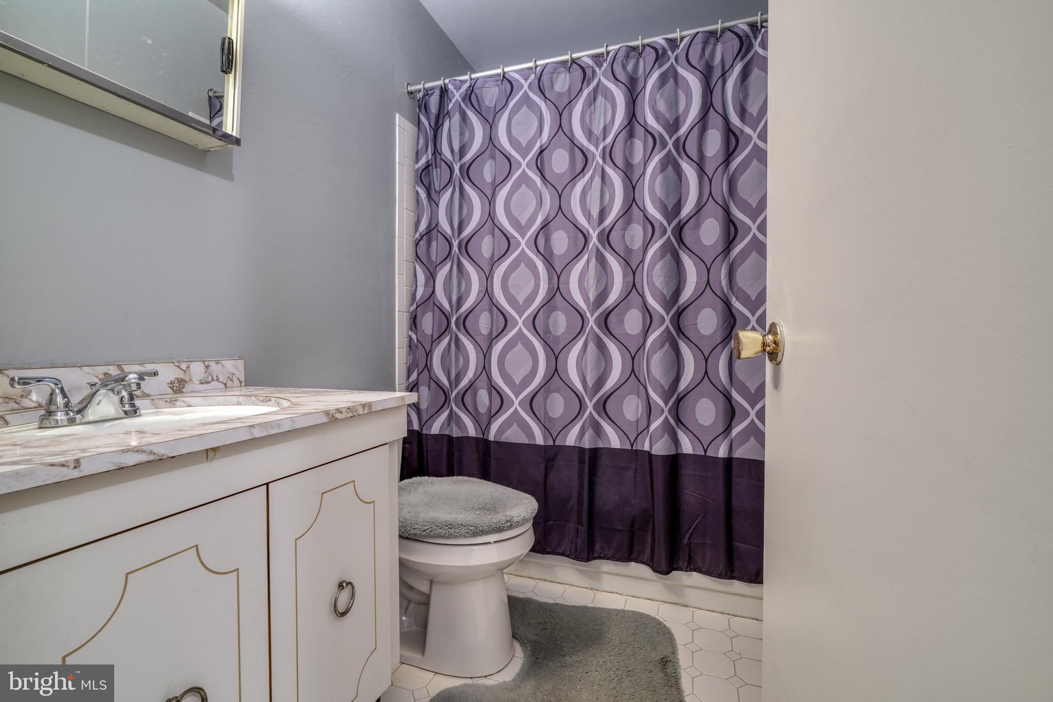 VALLEY HILLS - Residential