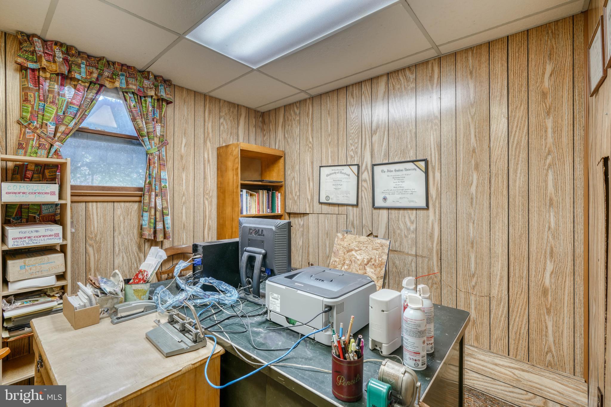 VALLEY HILLS - Residential