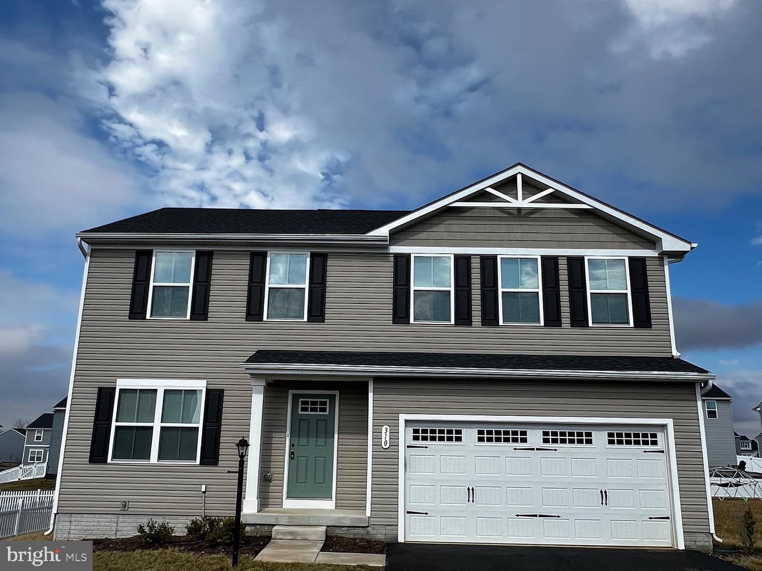 CARDINAL POINTE - Residential