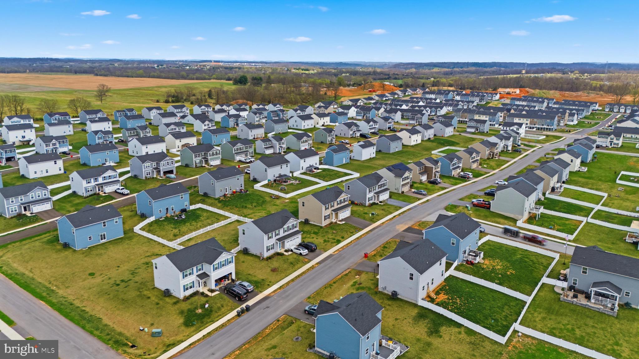 CARDINAL POINTE - Residential
