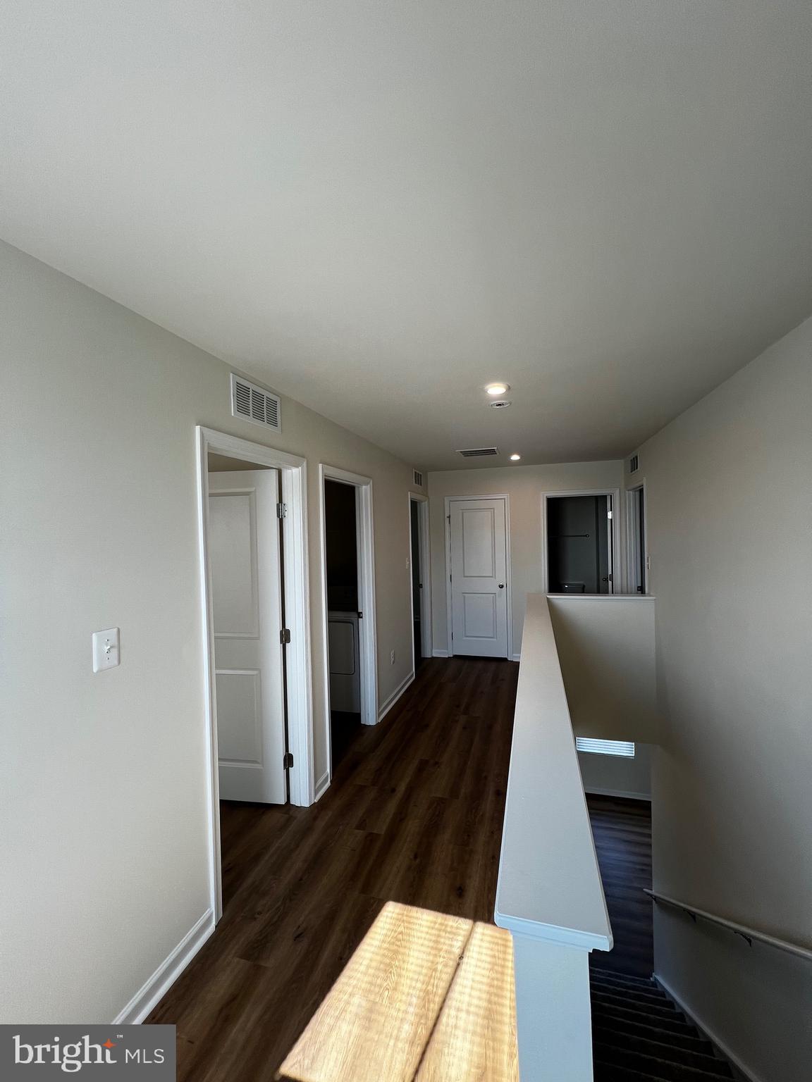 CARDINAL POINTE - Residential