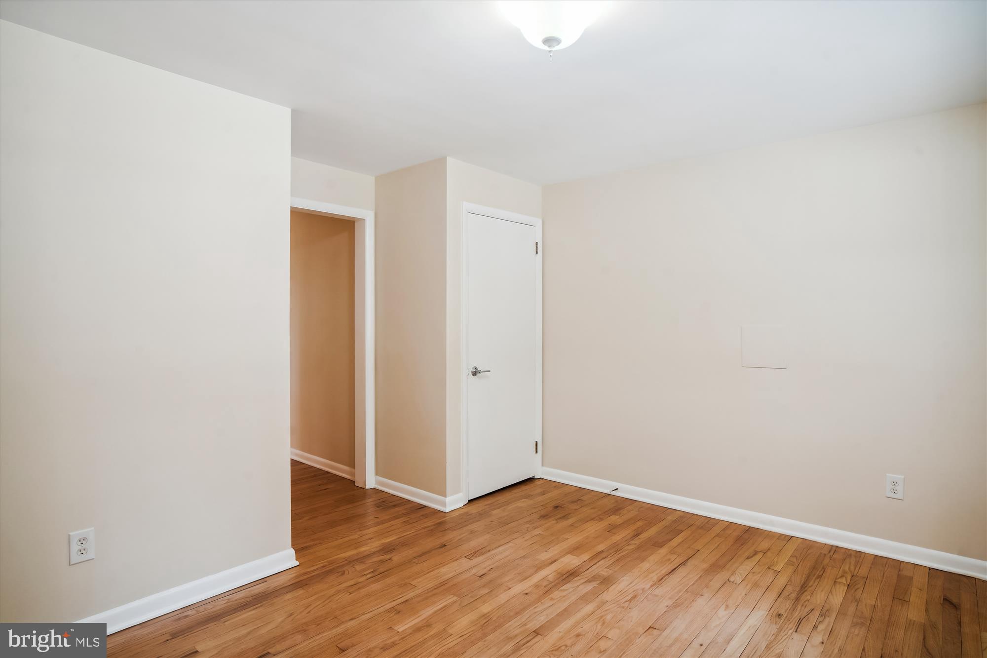 WARFIELDSBURG - Residential