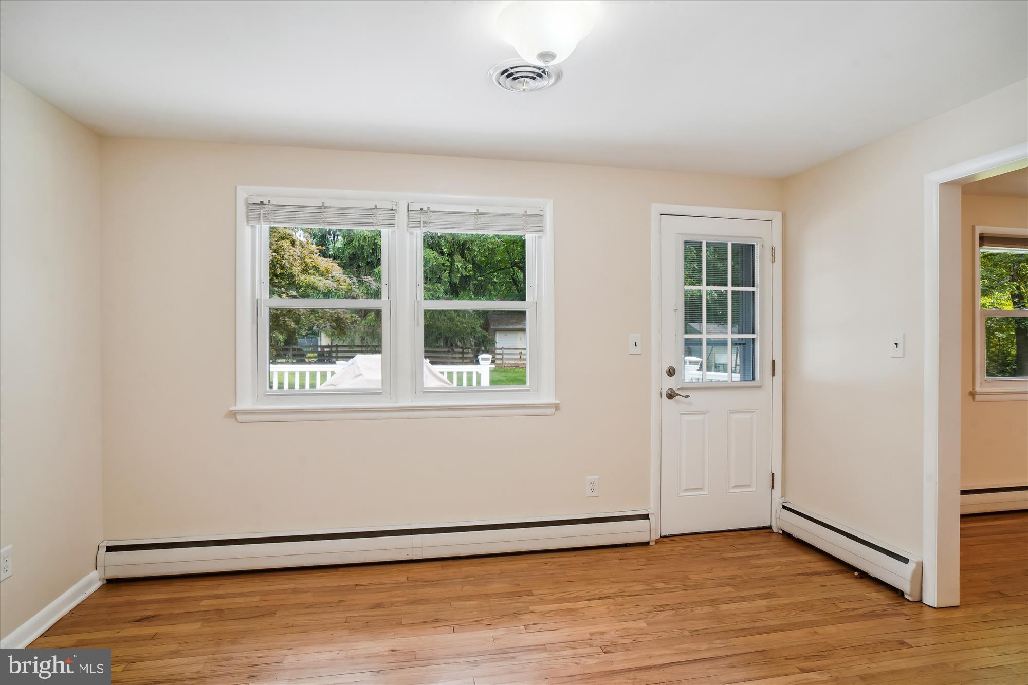 WARFIELDSBURG - Residential