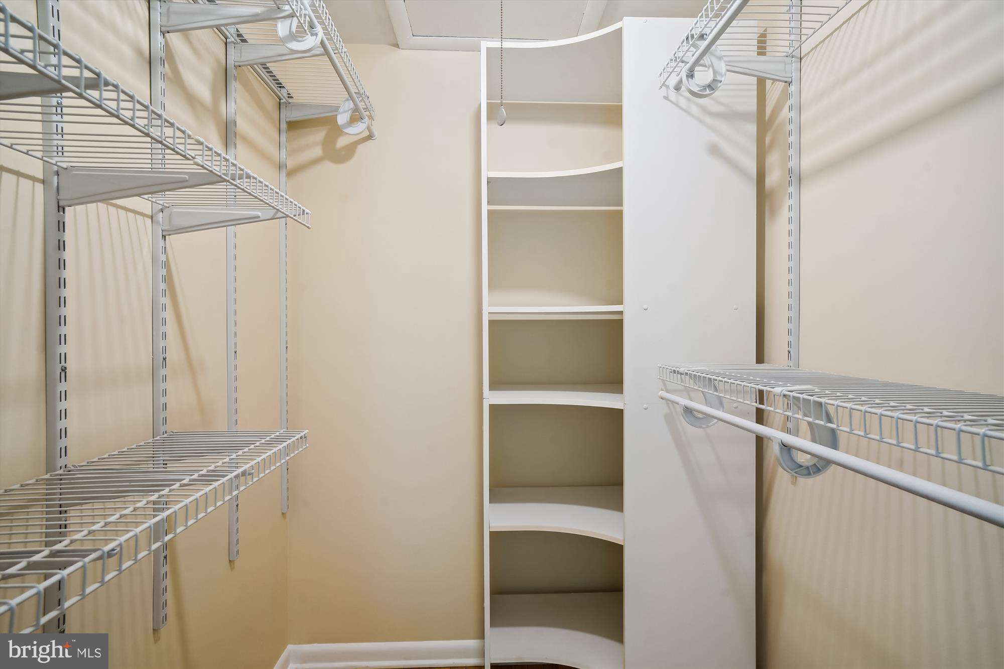 WARFIELDSBURG - Residential