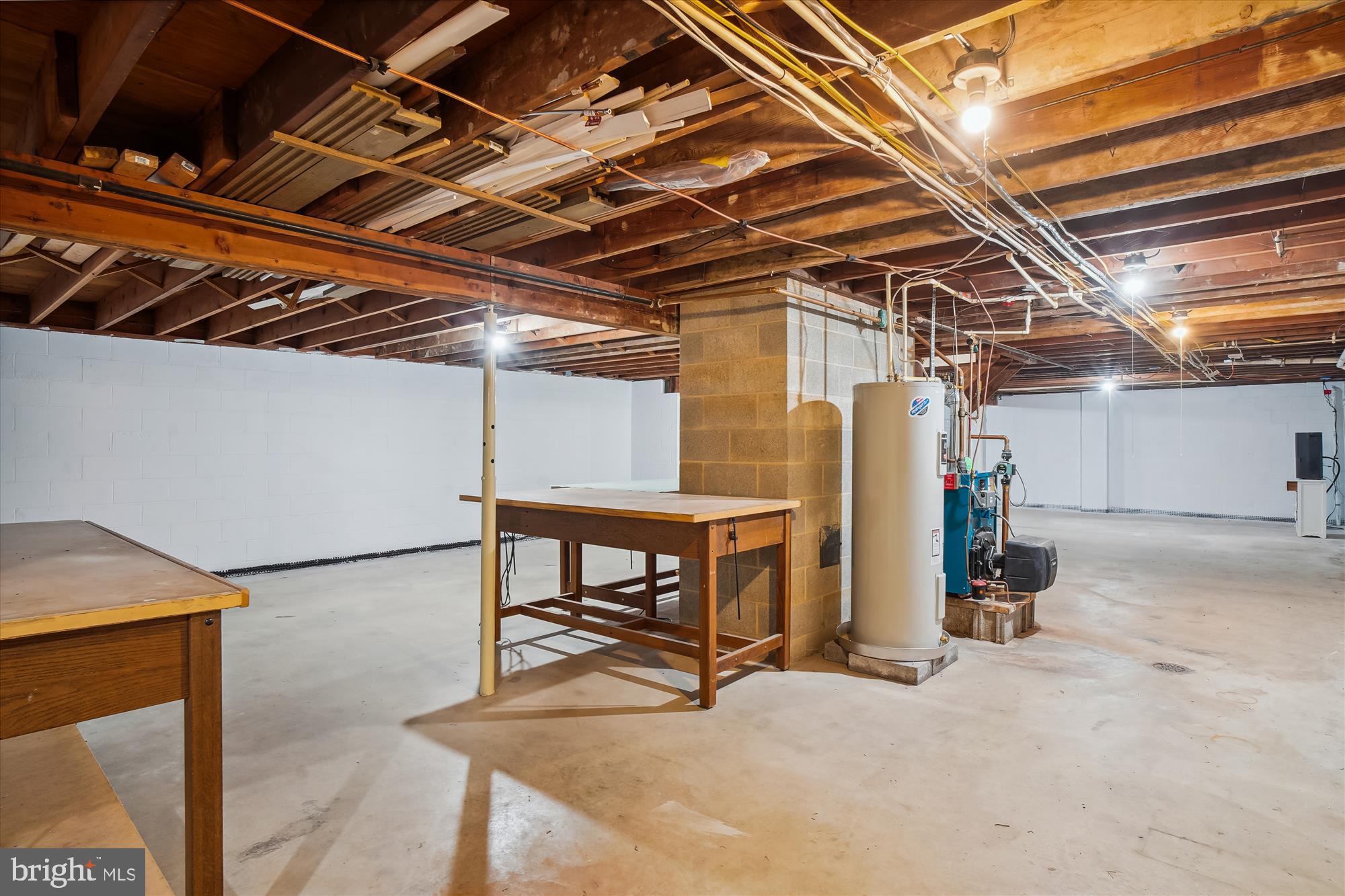 WARFIELDSBURG - Residential