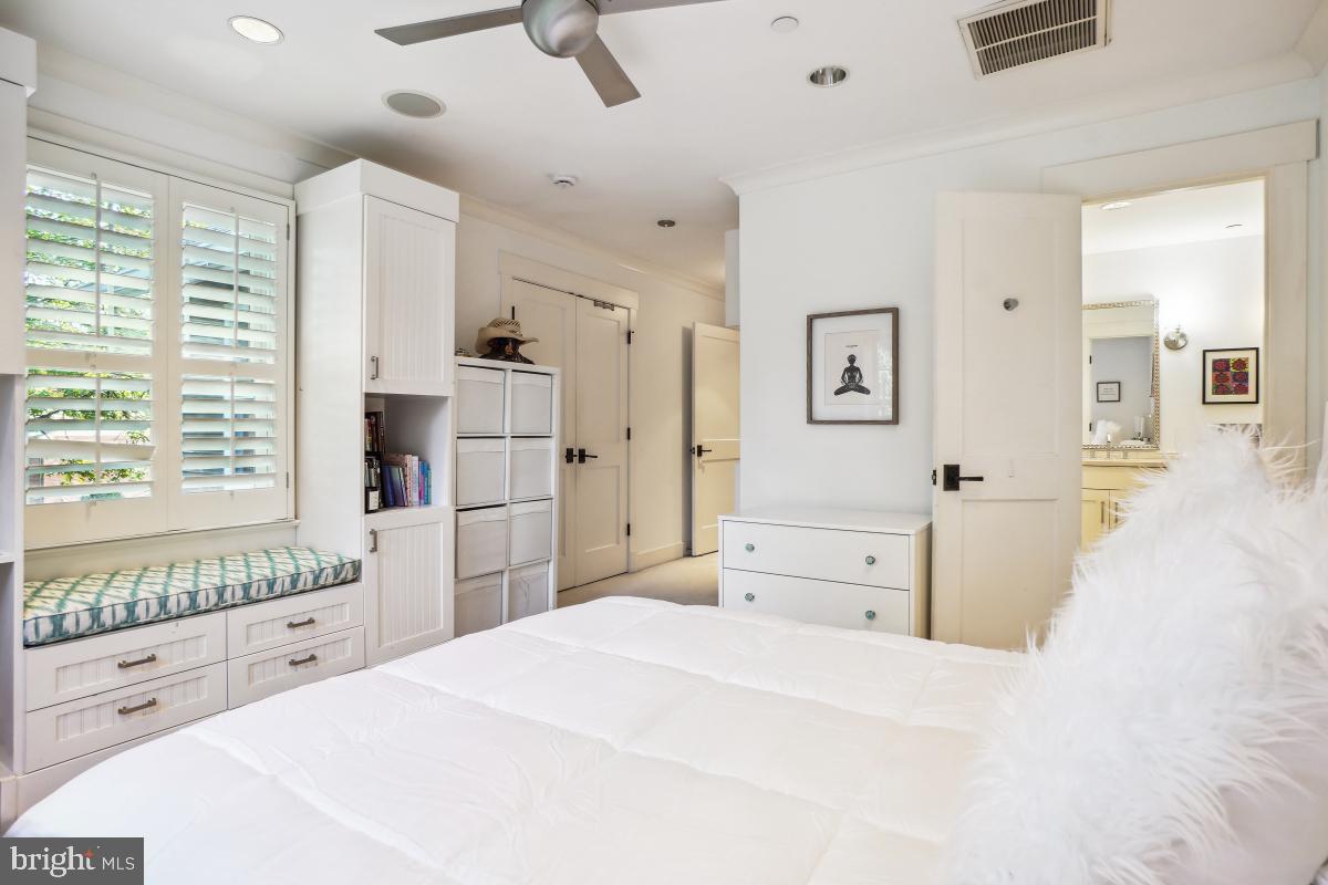 GLEN MAR PARK - Residential