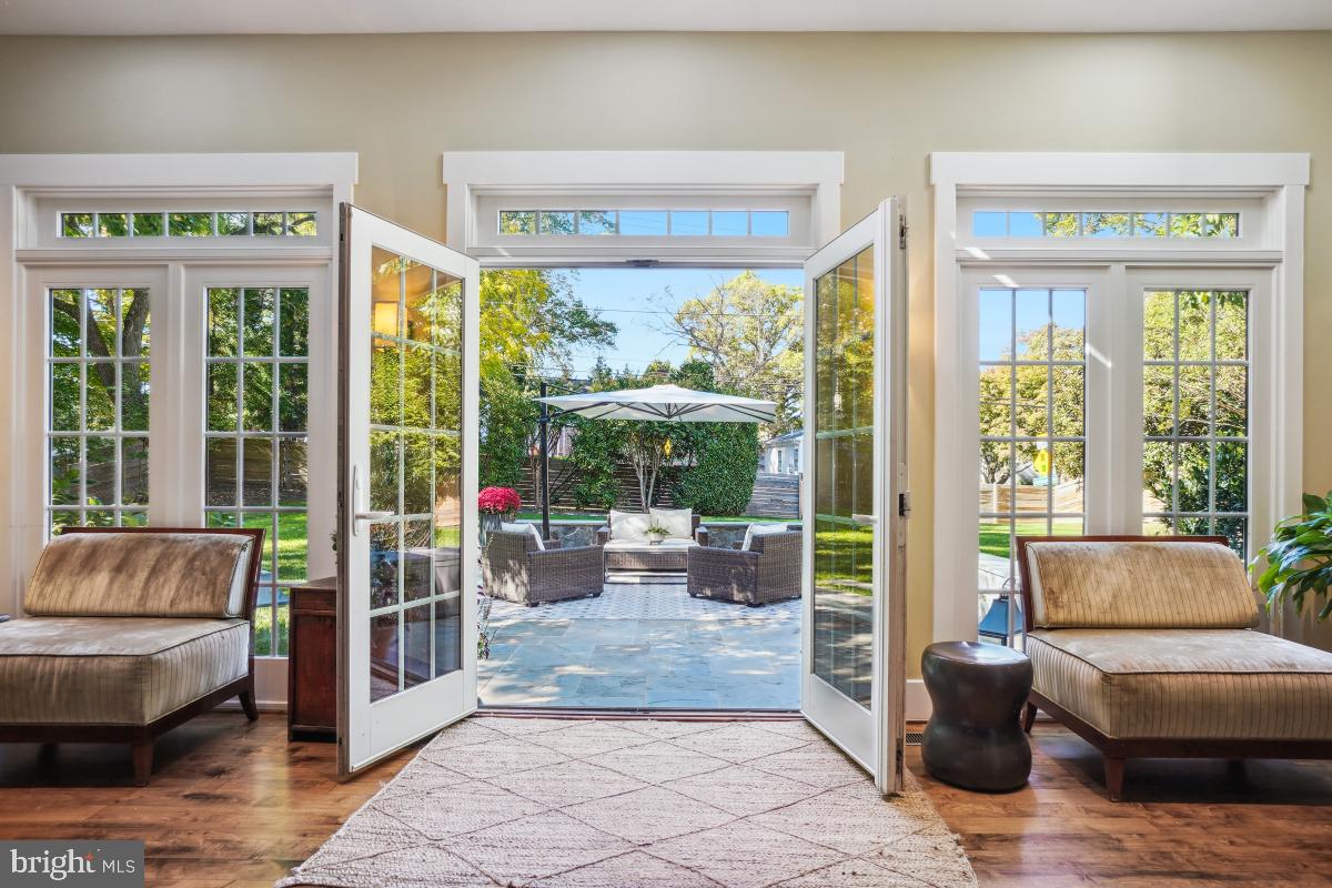 GLEN MAR PARK - Residential