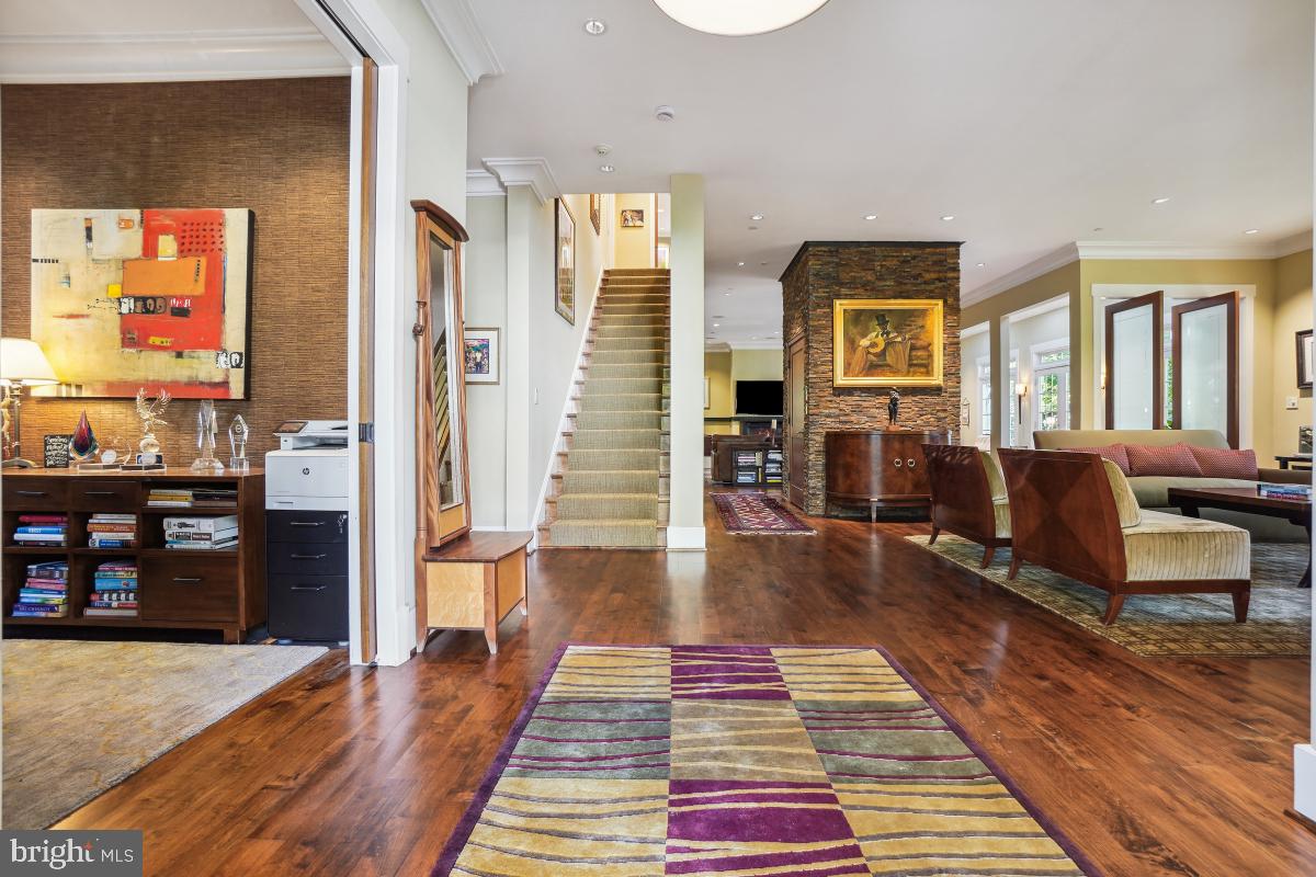 GLEN MAR PARK - Residential