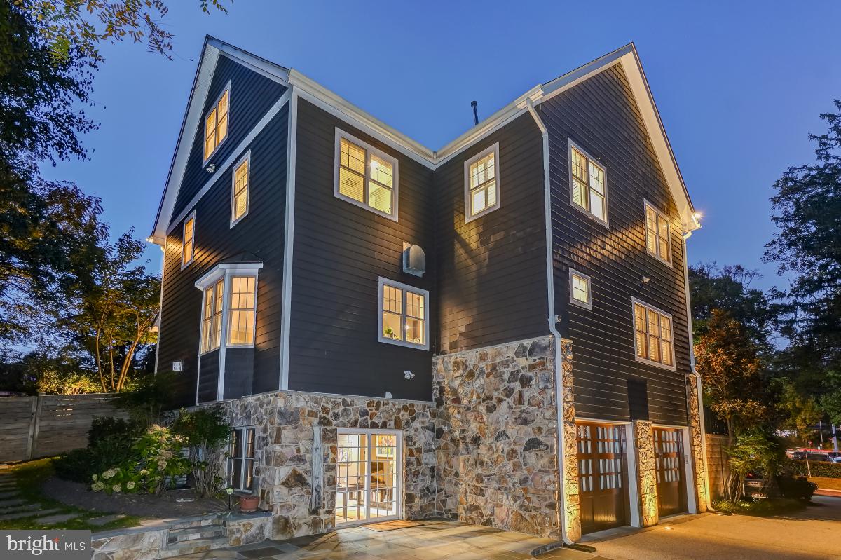 GLEN MAR PARK - Residential