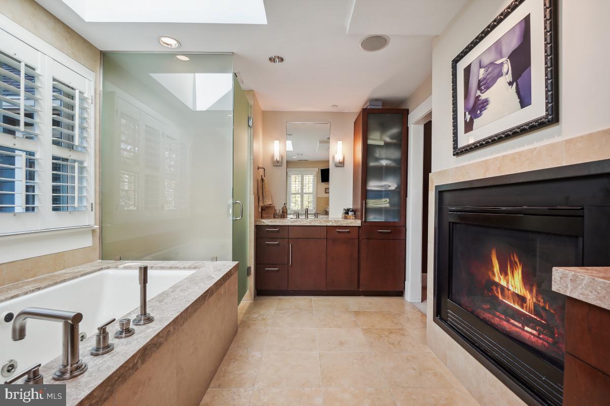 GLEN MAR PARK - Residential