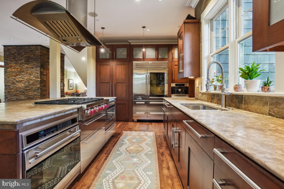 GLEN MAR PARK - Residential