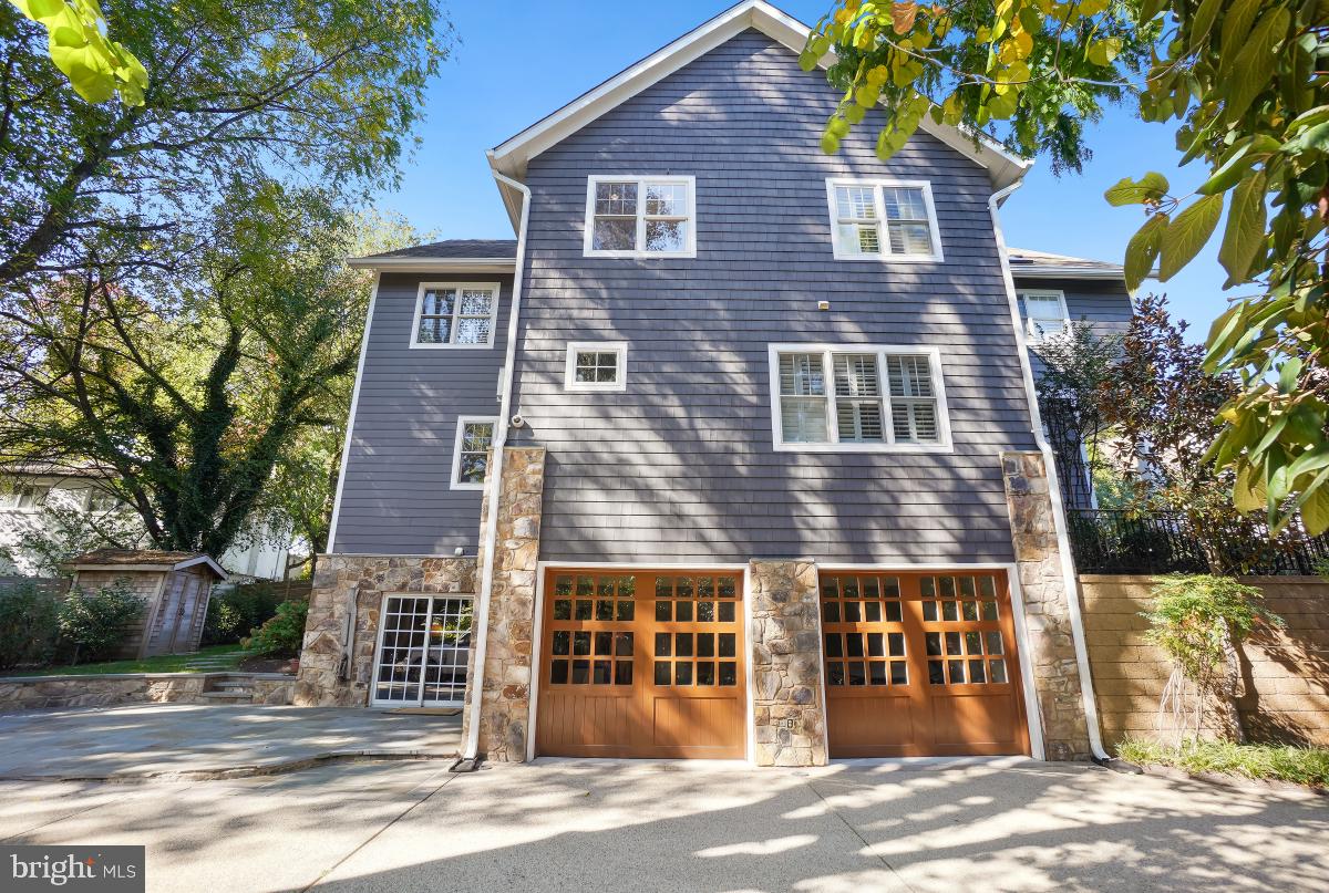 GLEN MAR PARK - Residential