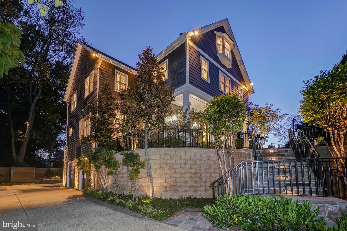 GLEN MAR PARK - Residential