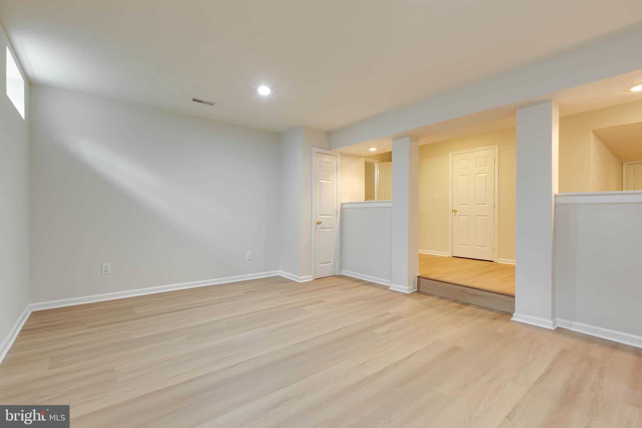 CYPRESSPOINTE - Residential