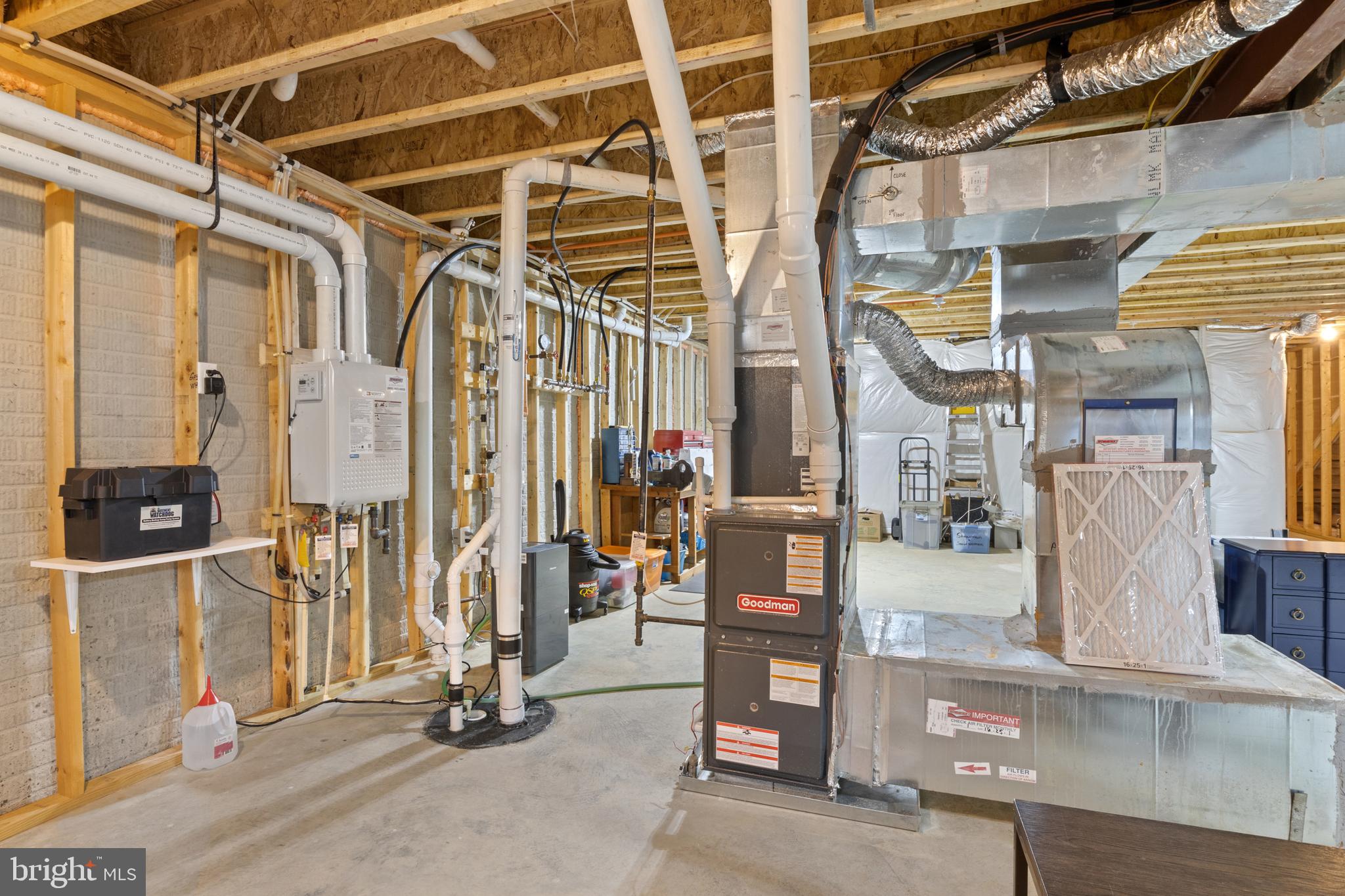 REGENTS GLEN VILLAS - Residential