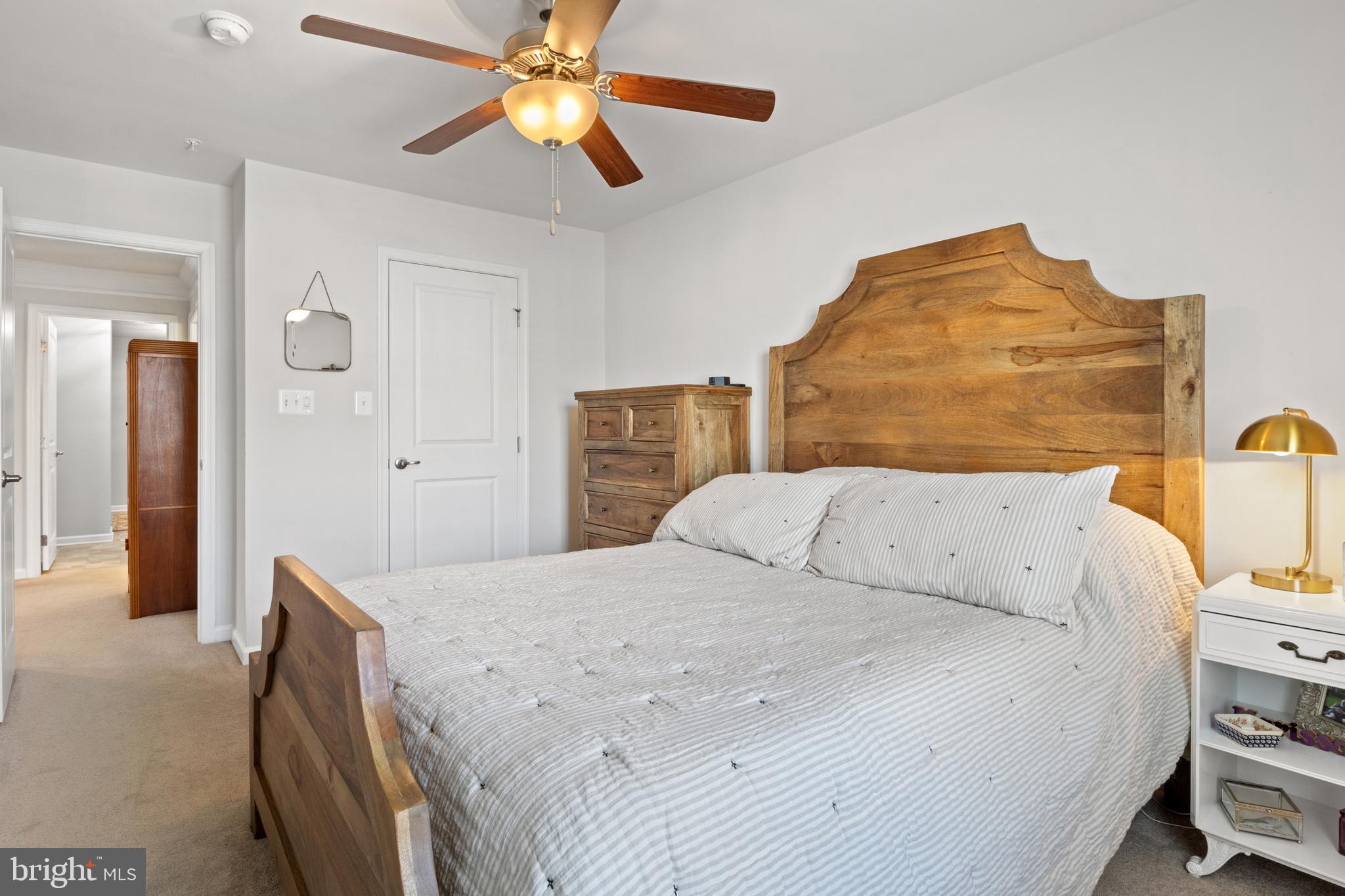 REGENTS GLEN VILLAS - Residential