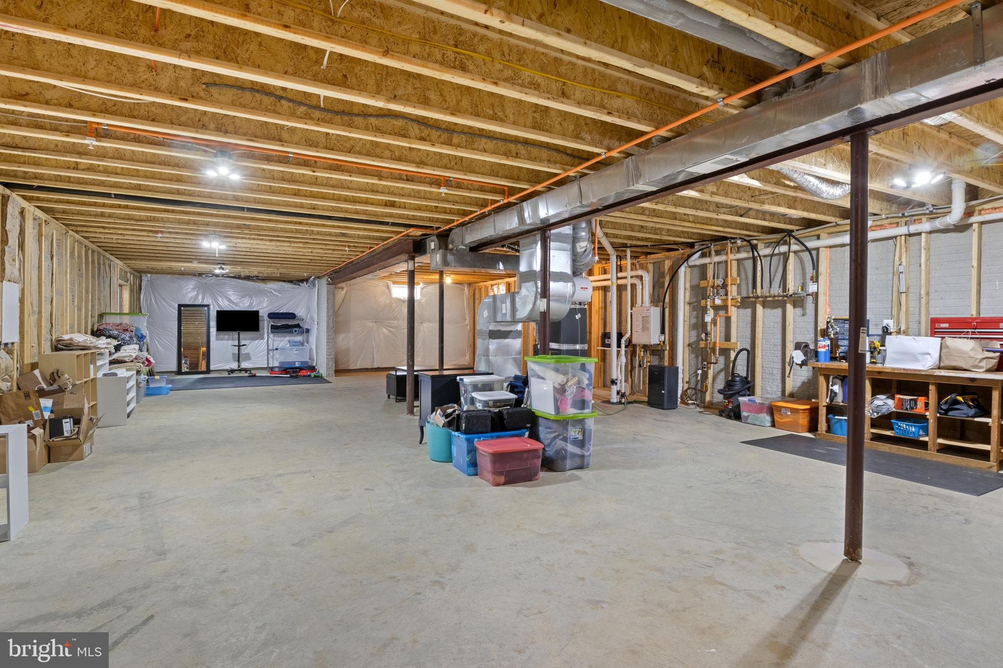 REGENTS GLEN VILLAS - Residential