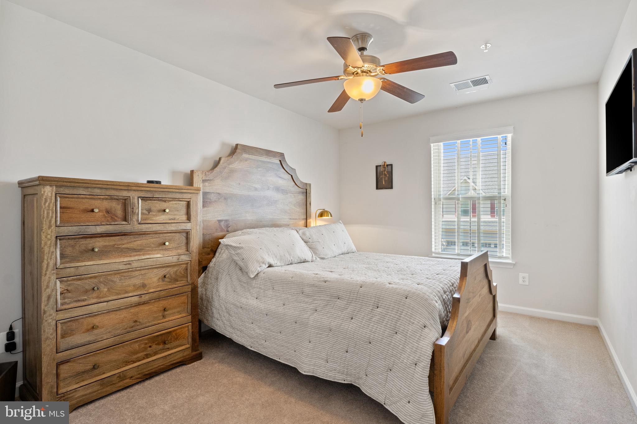 REGENTS GLEN VILLAS - Residential