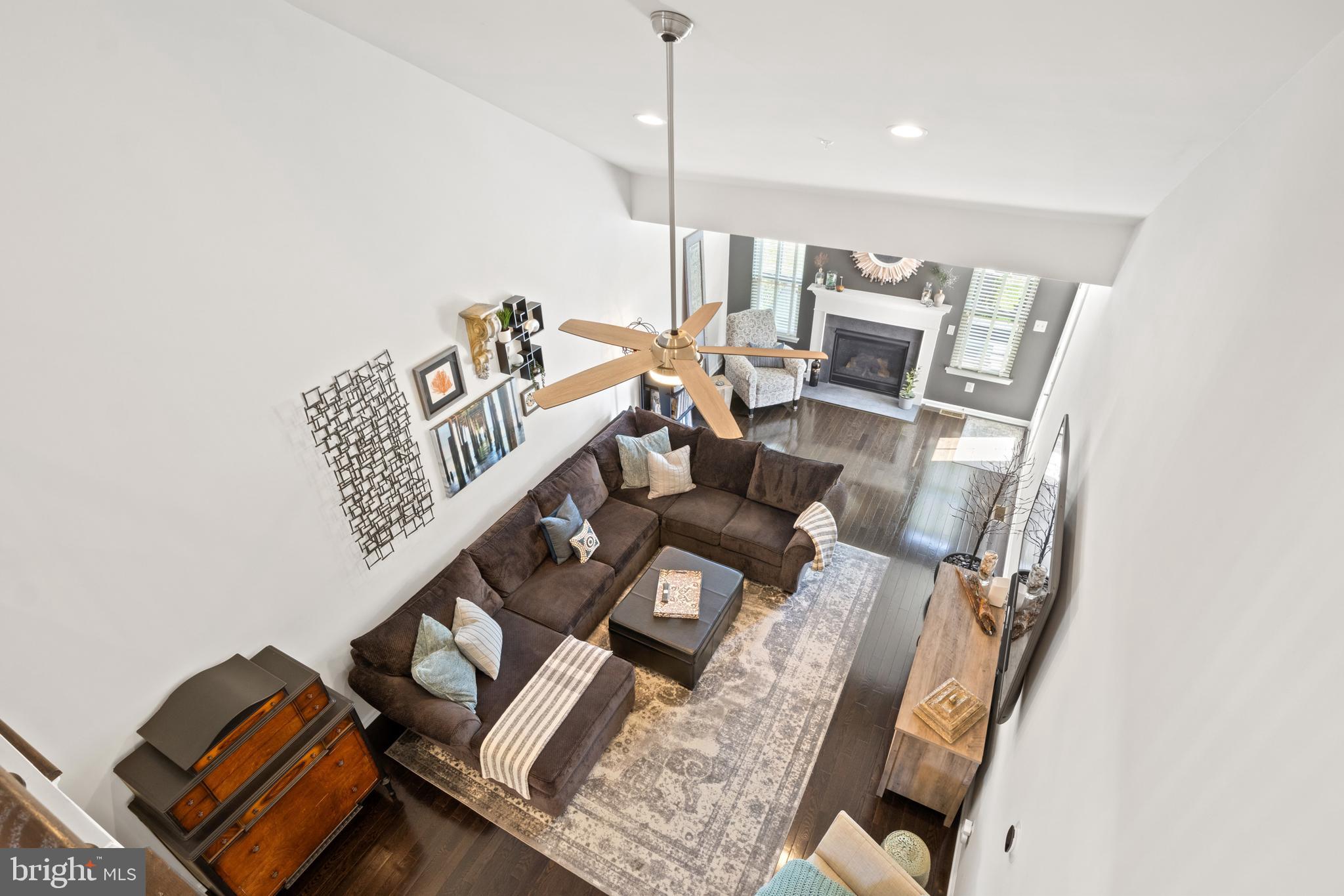 REGENTS GLEN VILLAS - Residential