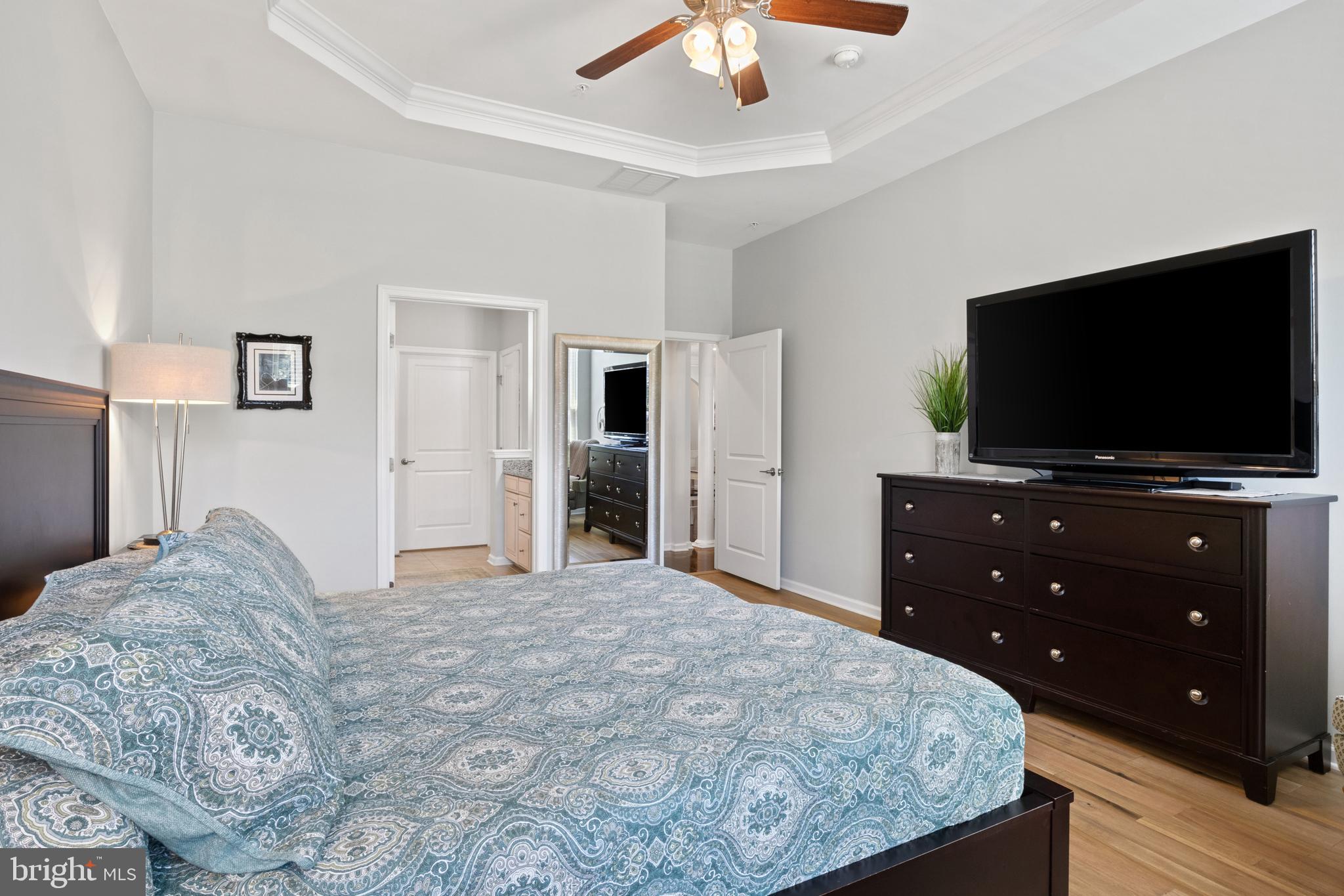 REGENTS GLEN VILLAS - Residential