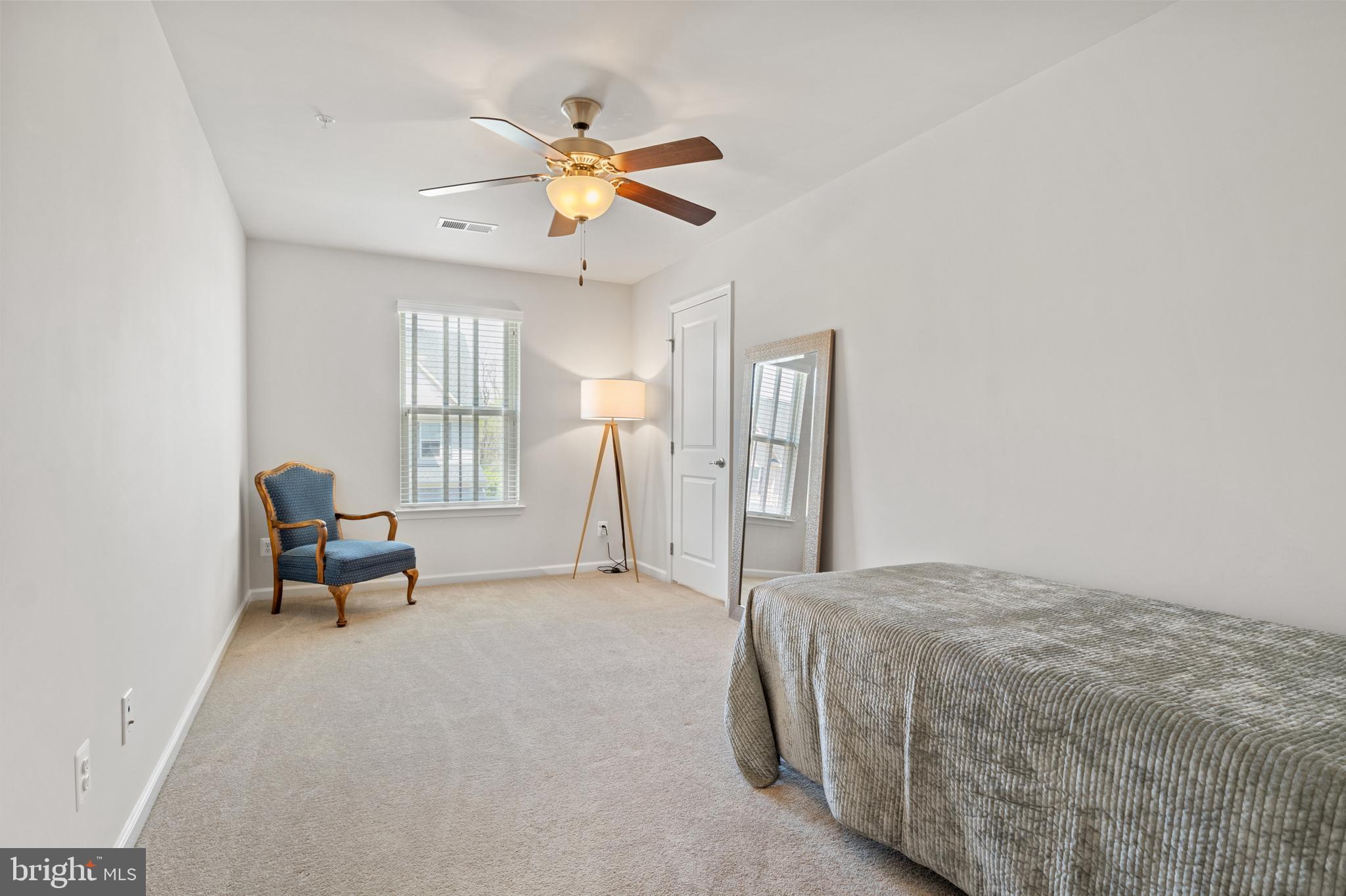 REGENTS GLEN VILLAS - Residential